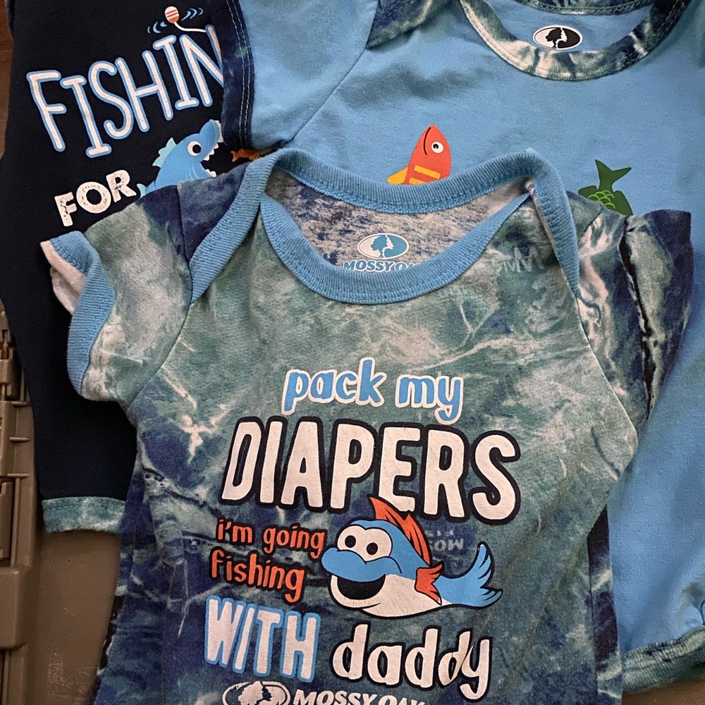 Mossy Oak onesies bundle.